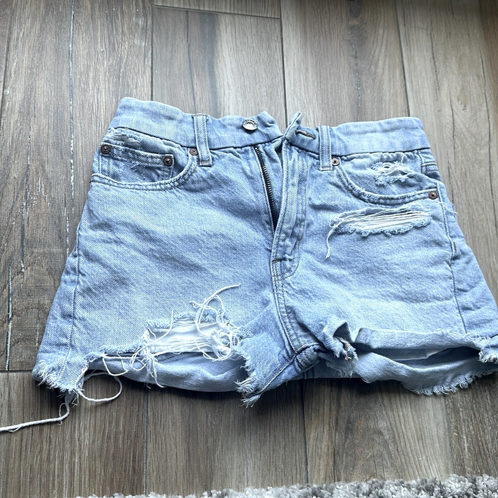 American eagle-curvy ‘90s boyfriend shorts- blue